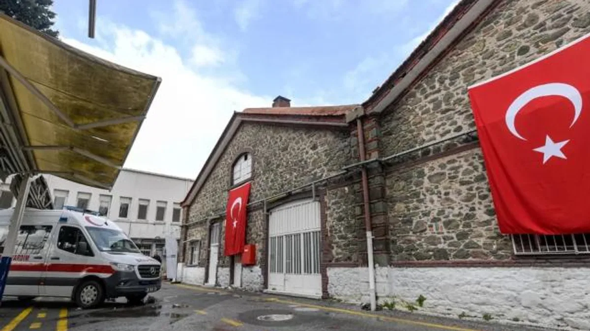 İzmir Büyükşehir Meclisi’nden Vakıflar’a tahliye isyanı