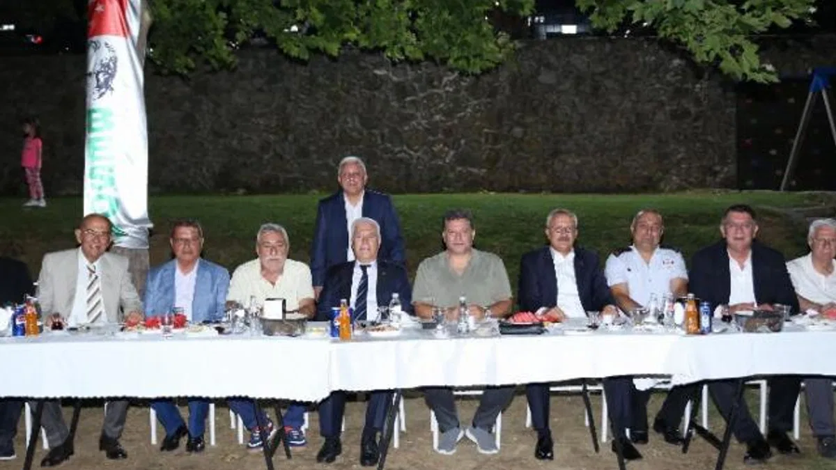Başkan Bozbey: “Esnafa sahip çıkmalıyız”
