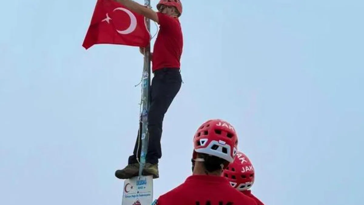 Jandarma 186. yılını Uludağ’ın zirvesinde taçlandırdı