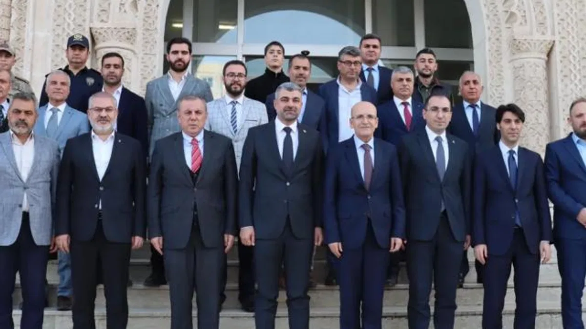 Maliye Bakanı Şimşek, Midyat’ı ziyaret etti