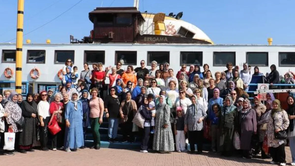 Manisalı kadınlara Büyükşehir’den özel körfez turu