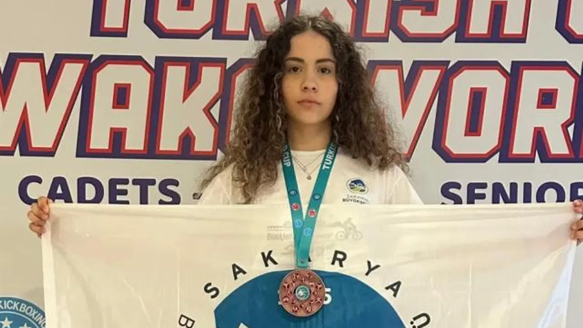 Sakaryalı sporcular madalya kürsüsünü boş bırakmıyor