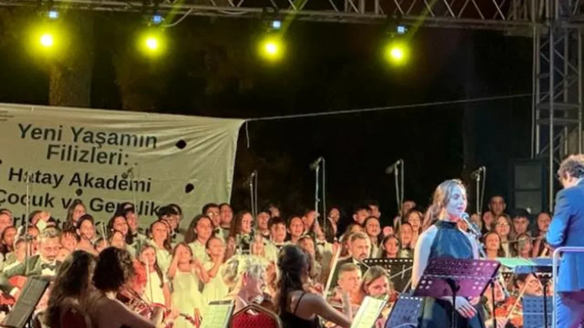 Hatay’da çocuklar ve gençler ‘Yeni Yaşamın Filizleri’ ile müzikle buluştu
