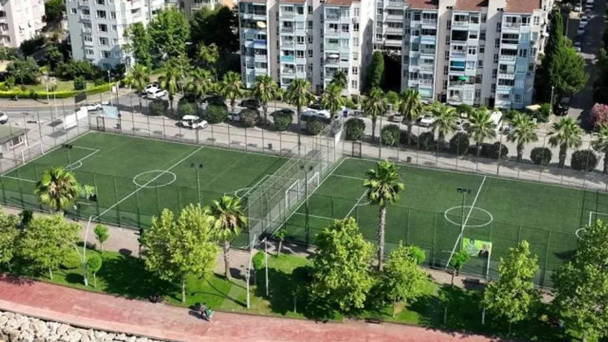 Kocaeli Büyükşehir’den kırsala 12 futbol sahası