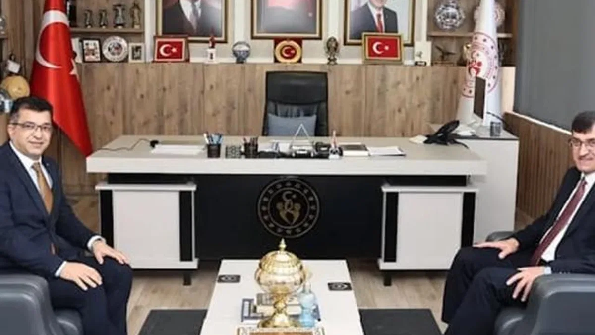 Kütahya’da Başkan Kahveci’den gençliğe ve spora destek