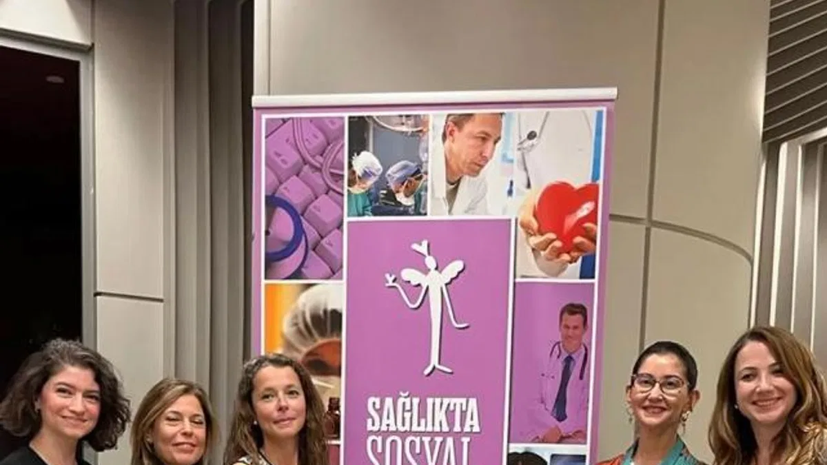 15 kadın hekim “Kadına Sağlık” için mikrofon başında