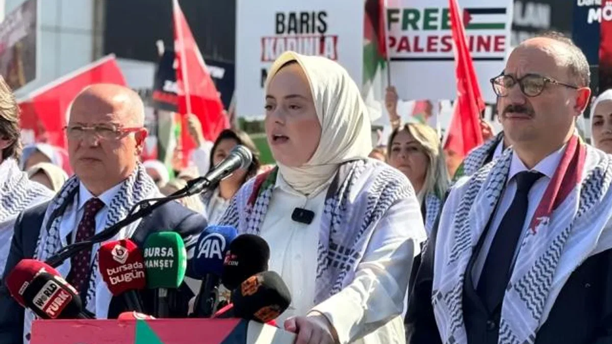 AK Parti Kadın Kolları’ndan 81 ilde ‘Gazze İçin Sessiz Çığlık’