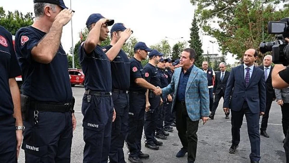 Başkan Böcek İtfaiyeciler Haftası’nı kutladı