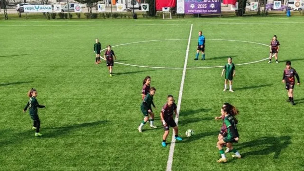 Bursa Nilüfer Kız Cup 2025’in şampiyonu Ufukspor