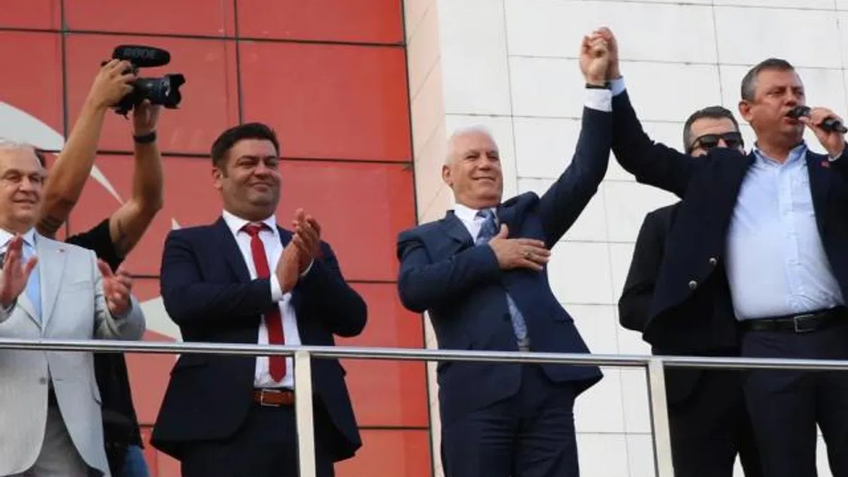 CHP Genel Başkanı Özel, Yaparsa Bozbey yapar