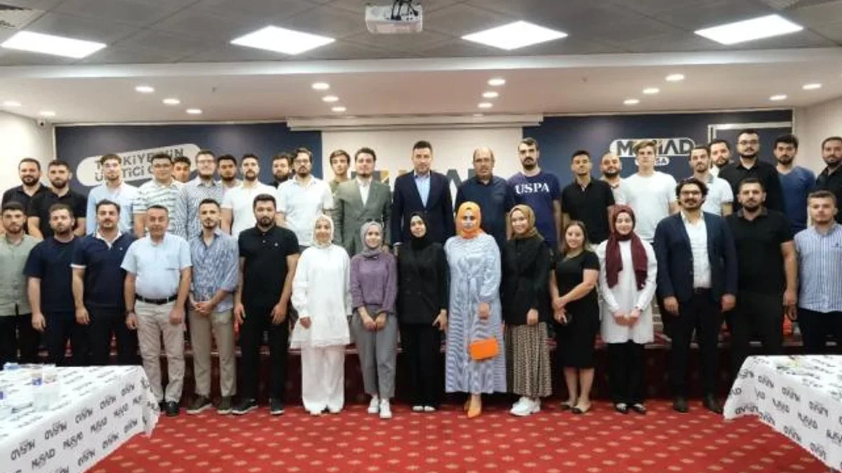 Güngör Turizm Yönetim Kurulu Başkanı Ahmet Güngör, genç MÜSİAD’ın konuğu oldu