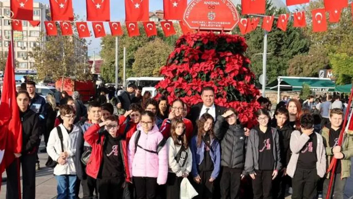 Kocaeli’de 10 Kasım’a özel 1087 Atatürk çiçeği