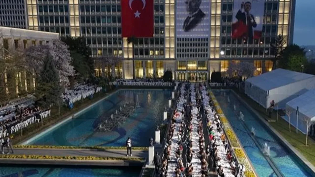 Saraçhane’de Kadir Gecesi buluşması