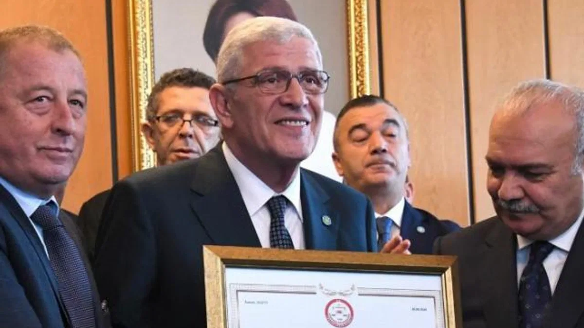 Dervişoğlu’nun divanı belli oldu