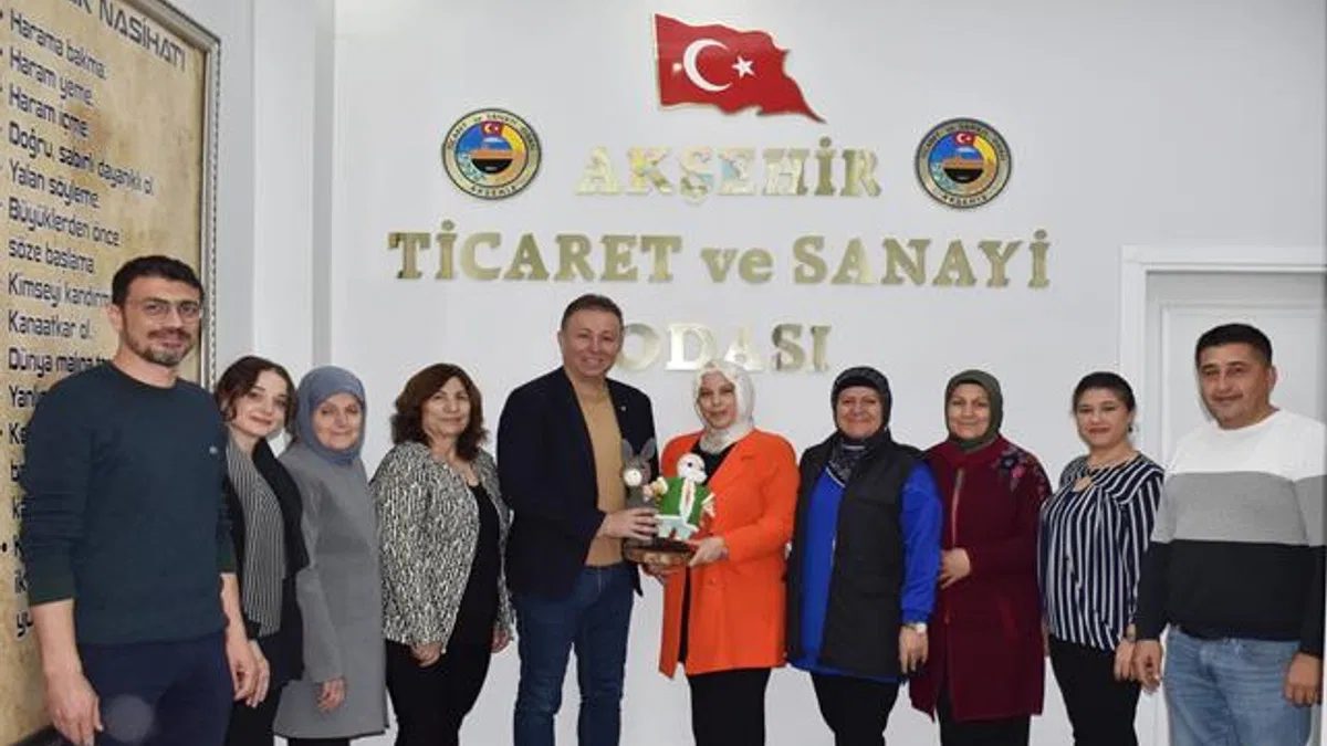 Akşehir Hanımeli Kadın Kooperatifi Üyelerinden Başkan Kalkan’a teşekkür ziyareti
