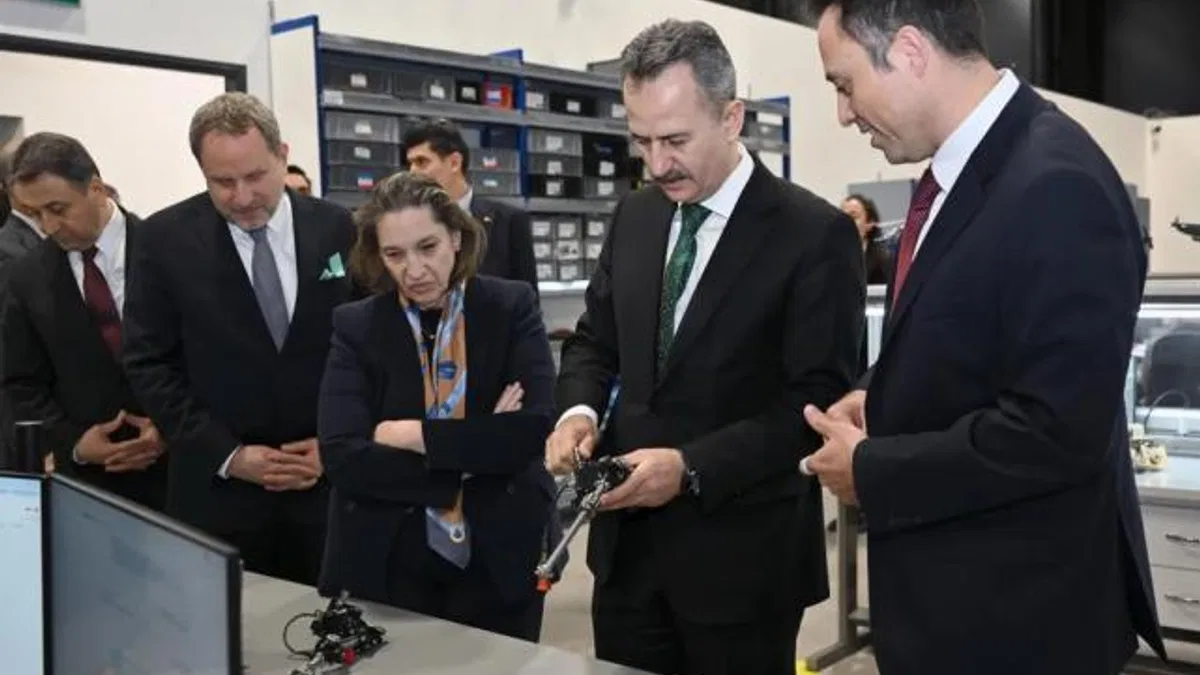 Savunma Sanayisine yeni üretim üssü… Kale ANDAR Fabrikası açıldı