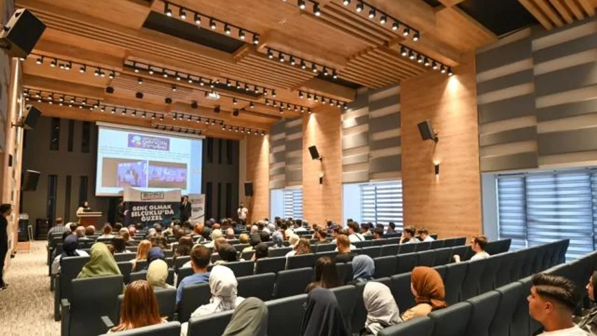 Selçuklu Gençlik Meclisi yeni dönemde de gençlerin gözdesi olacak