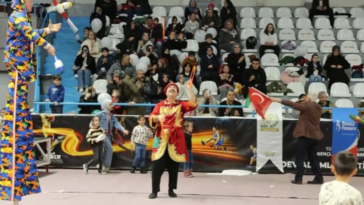 Kocaeli’de minik kalpler Ramazan’ın coşkusunu yaşadı