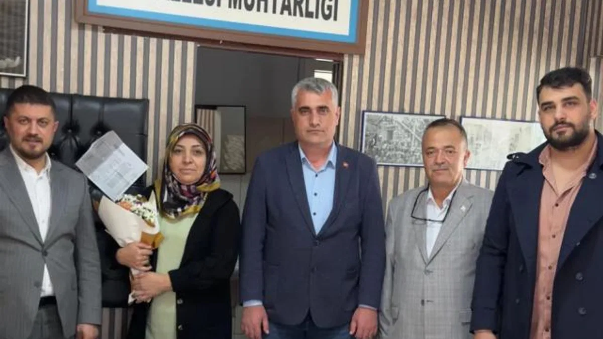 MHP Onikişubat’tan ilçenin kadın muhtarlarına ziyaret