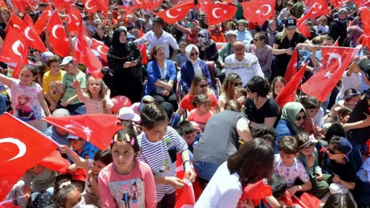 Konya’da çocuklar 80 Binde Devr-İ Alem Parkı’nda buluşuyor