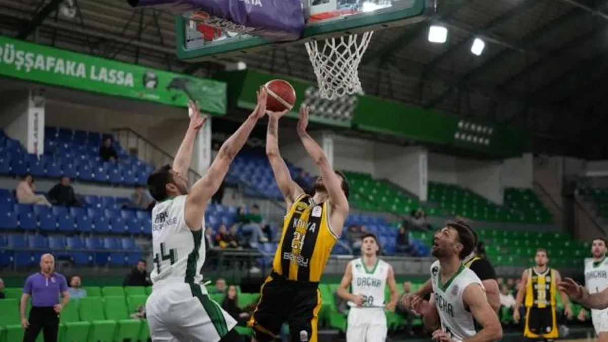 Konya Büyükşehir Federasyon Kupası’nda adını yarı finale yazdırdı