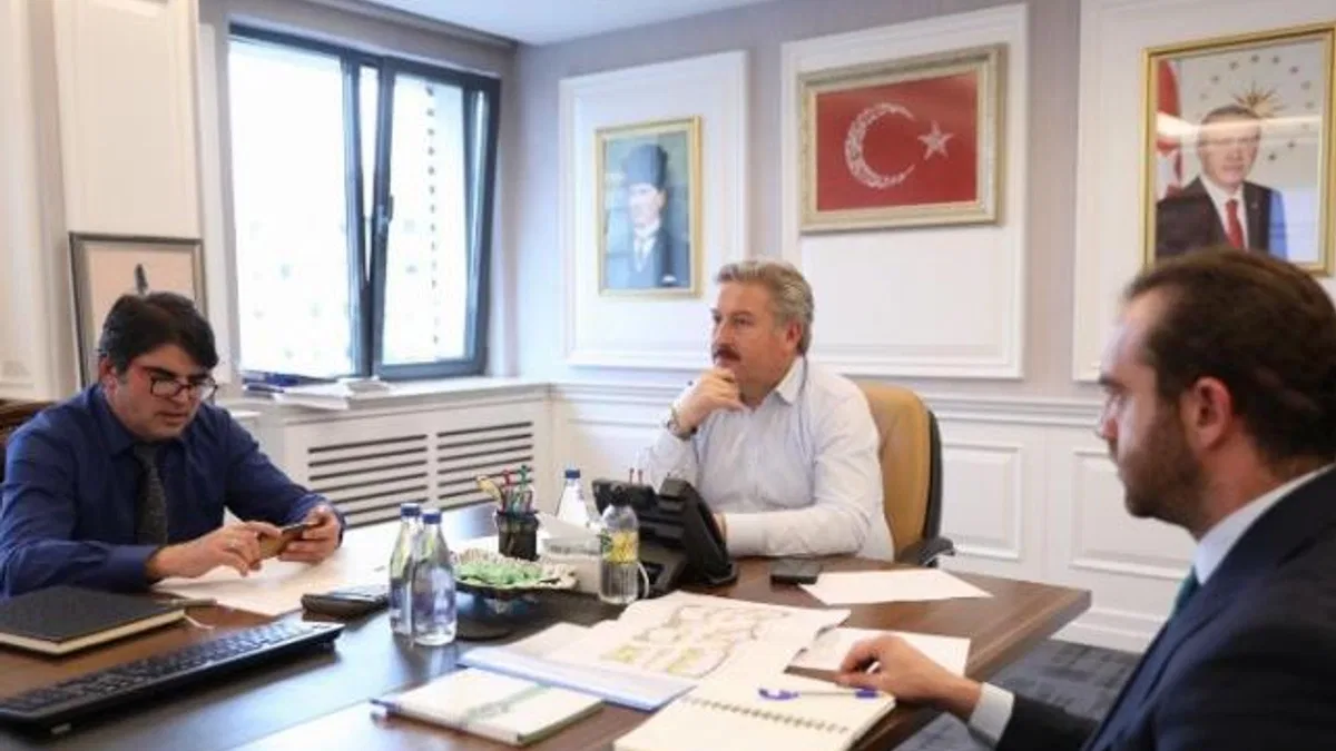 Başkan Palancıoğlu vizyon projelerini hayata geçirmek için kolları sıvadı