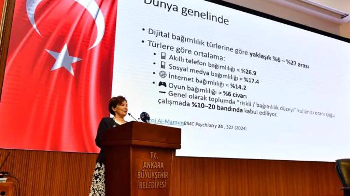 ‘Yaşayanların Gözünden Bağımlılık’ Paneli Ankara’da düzenlendi