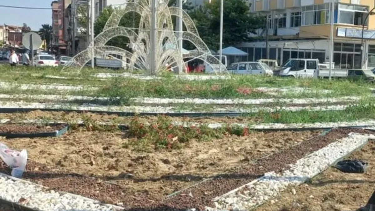 Manisa’da kurakçıl peyzajla hem tasarruf hem estetik