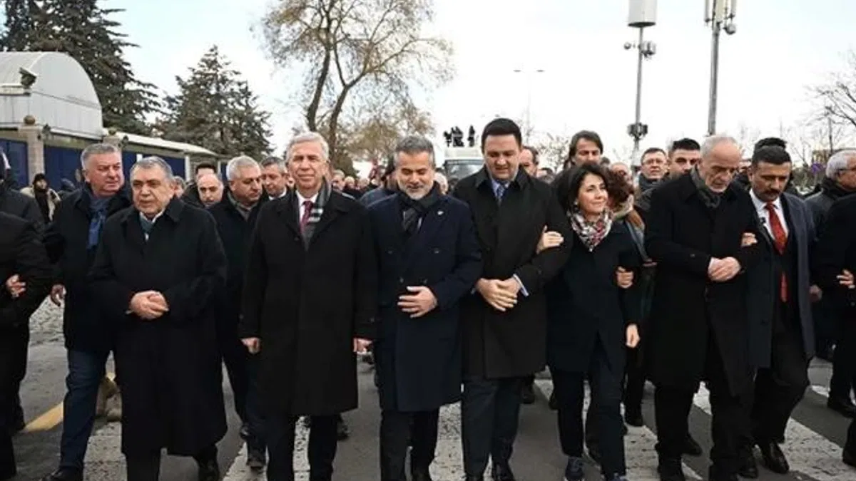 Mansur Yavaş’tan madencilere destek