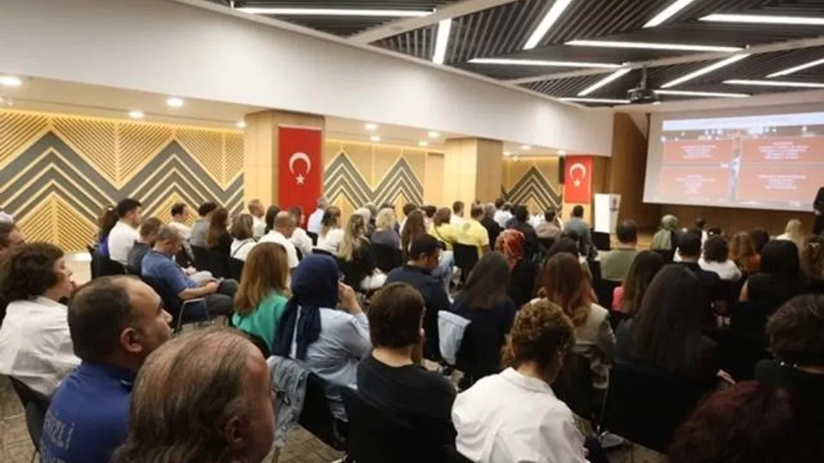 Denizli Büyükşehir Belediyesi personeline KVKK eğitimi