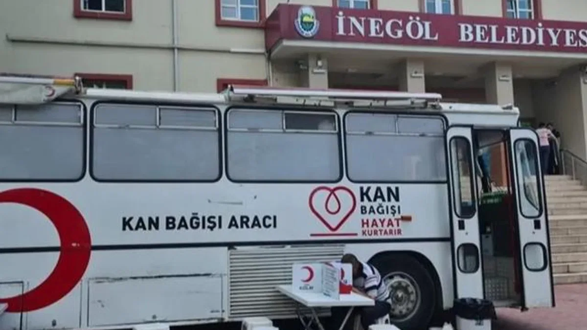 Bursa İnegöl’den Dünya Kadın Hakları Gününe özel kan bağışı kampanyası