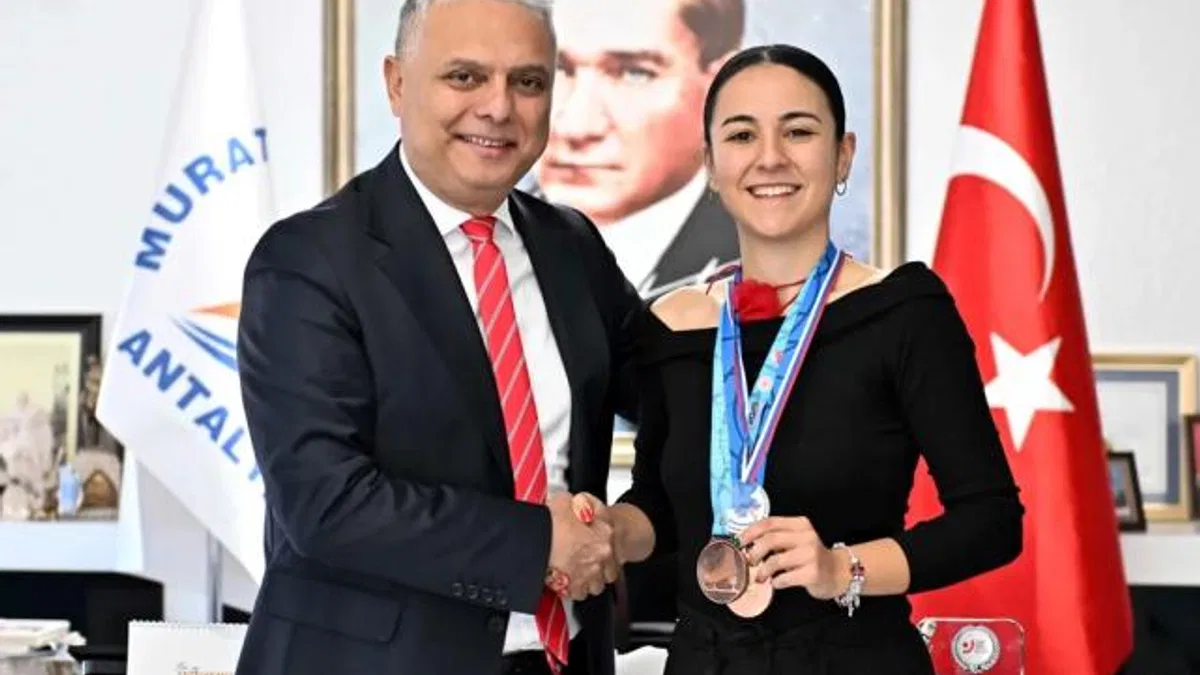 Başkan Uysal’dan şampiyona tebrik