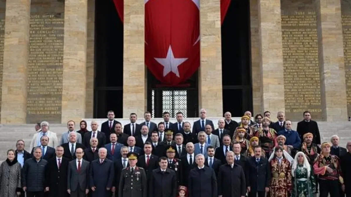 Başkent’ten Ata’ya saygı duruşu