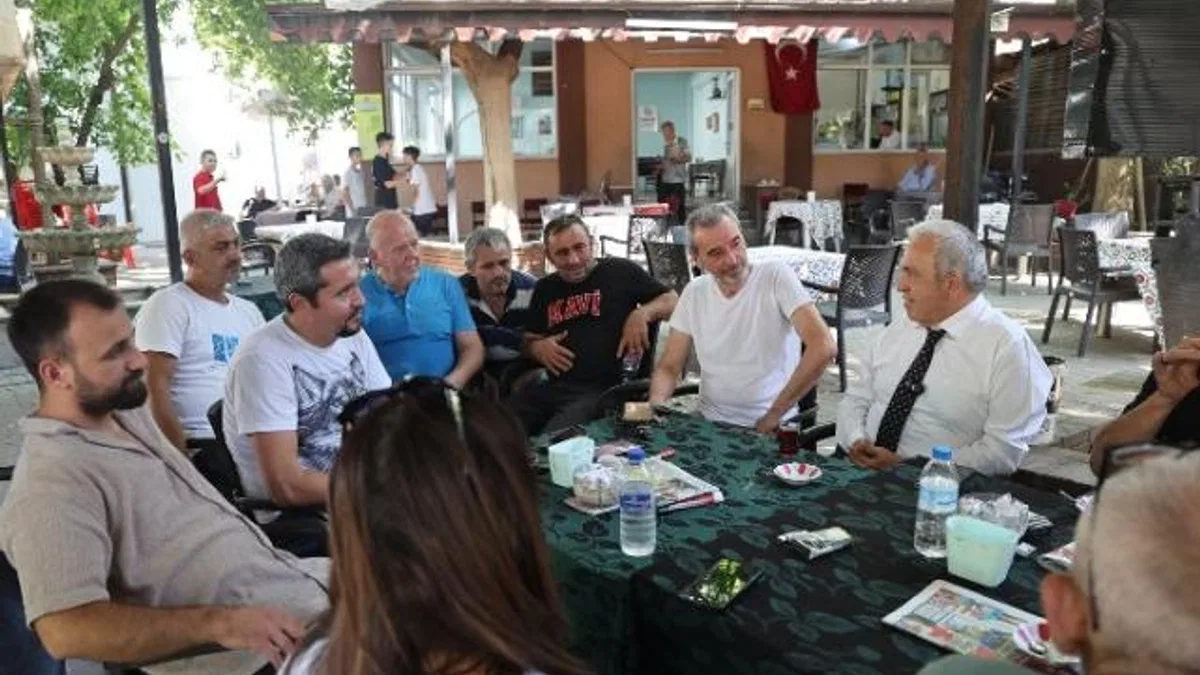 Başkan Şadi Özdemir Demirci’de mahalle halkını dinledi