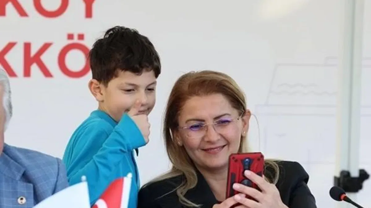 Başkan Ovalıoğlu mahallelileri dinlemeye devam ediyor