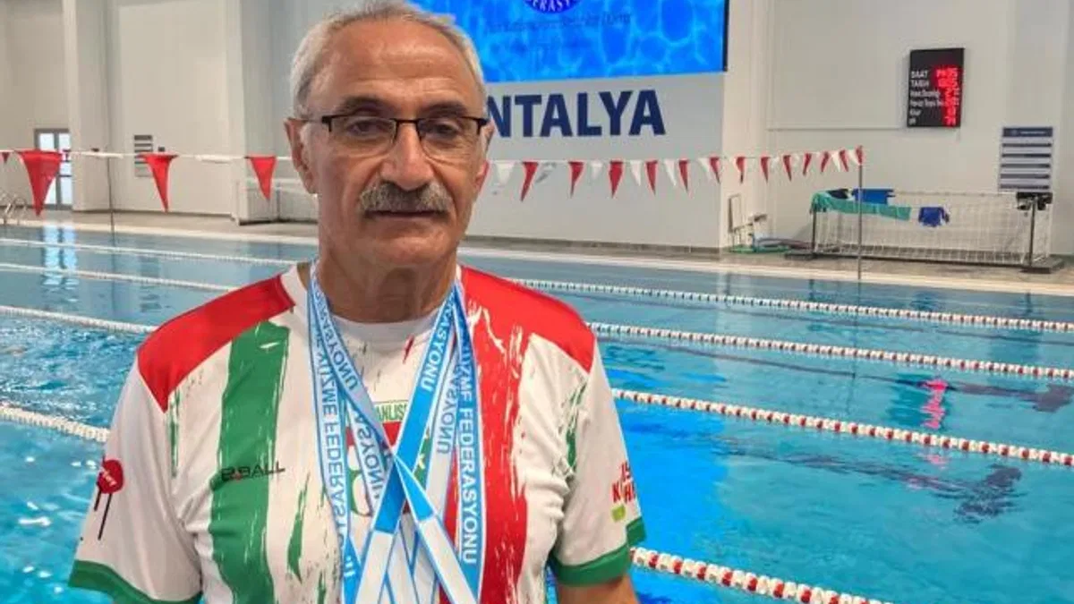 Bostanlısporlu Ateş’ten yüzmede 1’i altın, 5 madalya