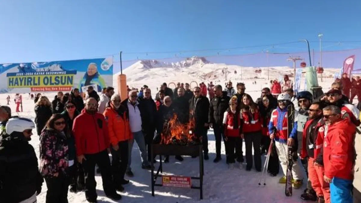Memduh Büyükkılıç’tan Erciyes’e çifte müjde