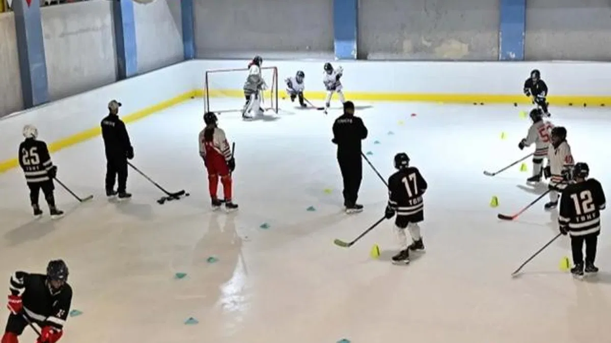Buz Hokeyi Gelişim Kampı ilk kez Antalya’da
