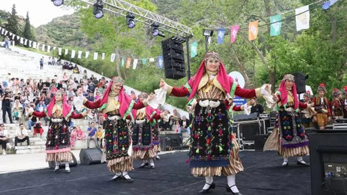 Manisa’da çifte bayram