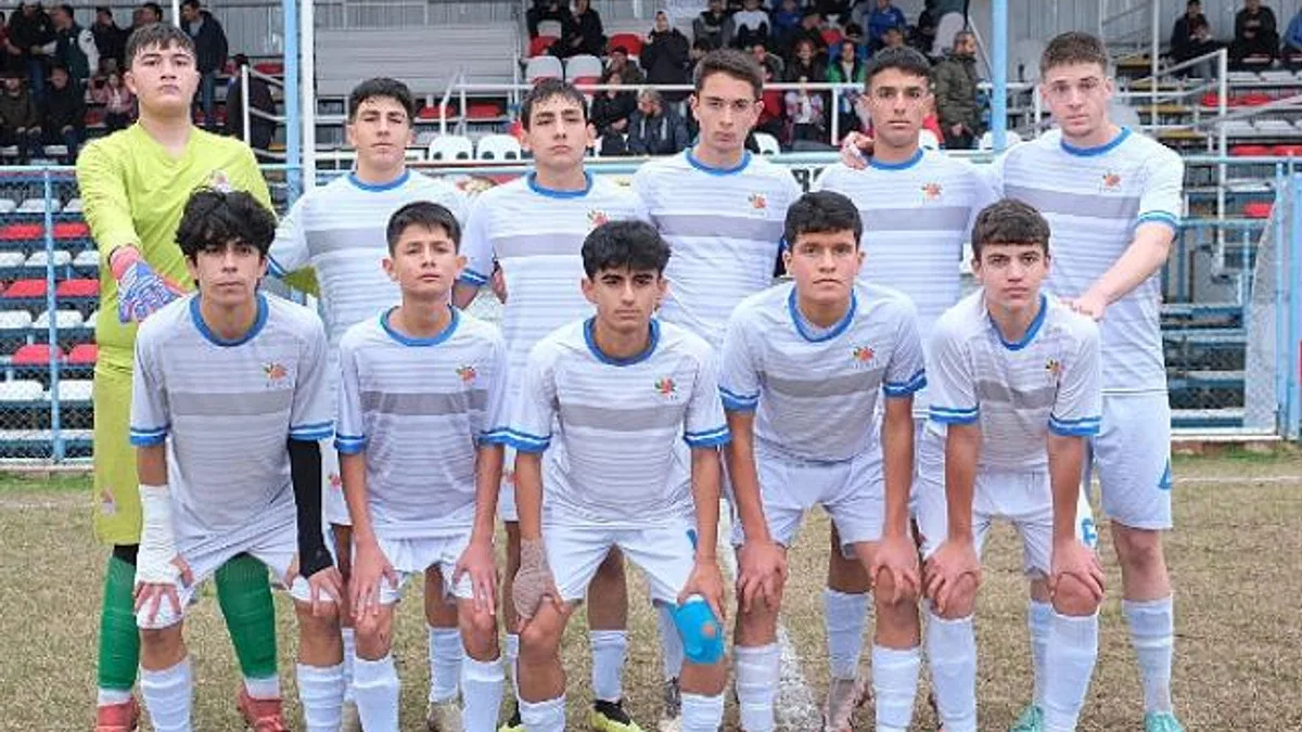 Kemer Belediye Spor Play Off’a yükseldi