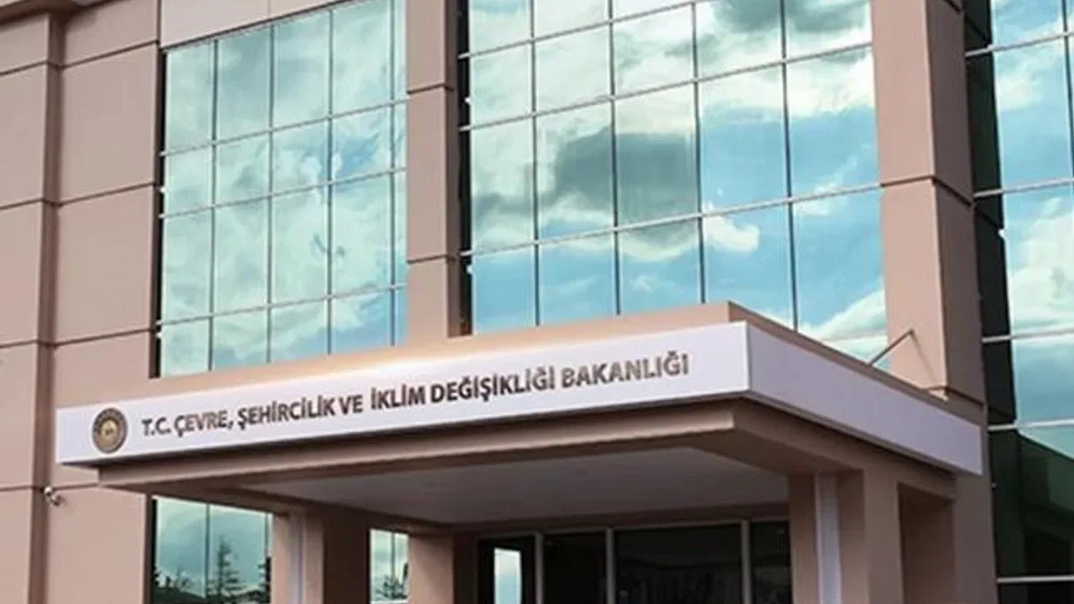 Milli Emlak’ta sahte kimlik skandalı!