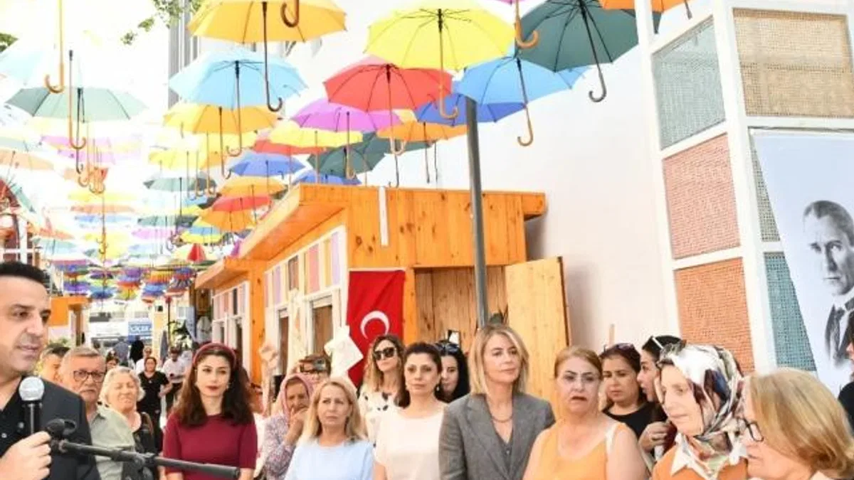 İzmir Çiğli’de kadınların el emeği ürünleri görücüye çıktı