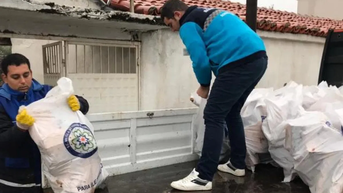 Muğla’da 17 bin 400 çuval odun dağıtıldı