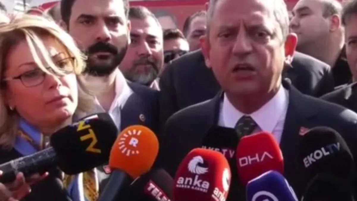 CHP lideri Özel Esenyurt’ta… Saat 16’daki buluşmanın yeri değişti