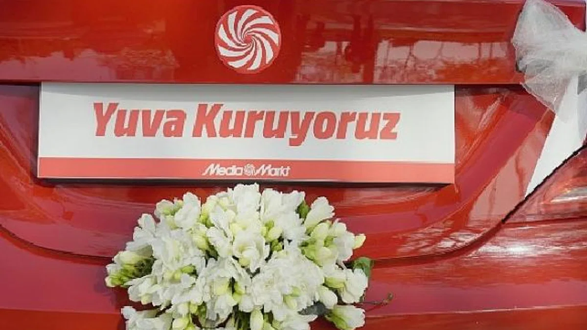 MediaMarkt Türkiye’nin ‘Gelin’ Arabası büyük ilgi gördü!