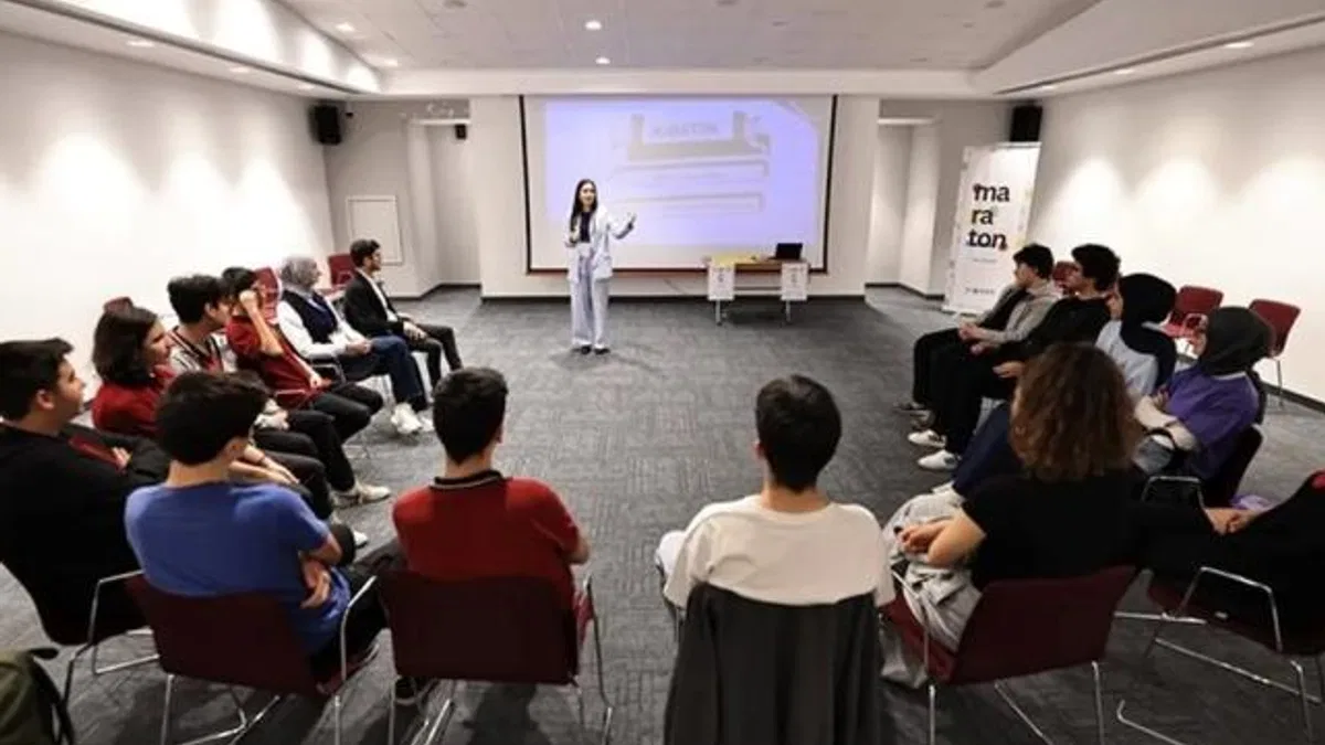 Denizli Büyükşehir ile gençler geleceğe koşuyor