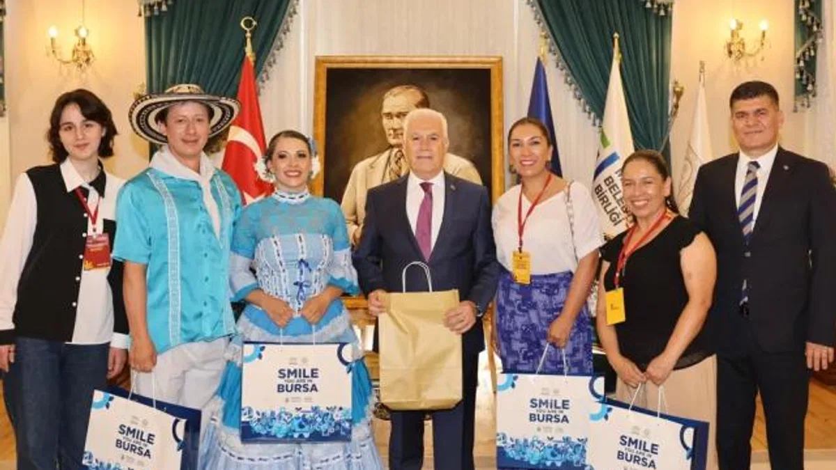 Altın Karagöz ekiplerinden Başkan Bozbey’e ziyaret