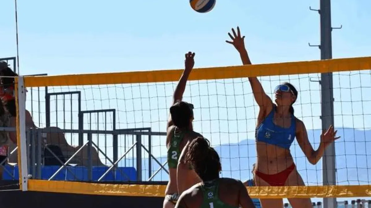 Ören’de play voleybol nefes kesti