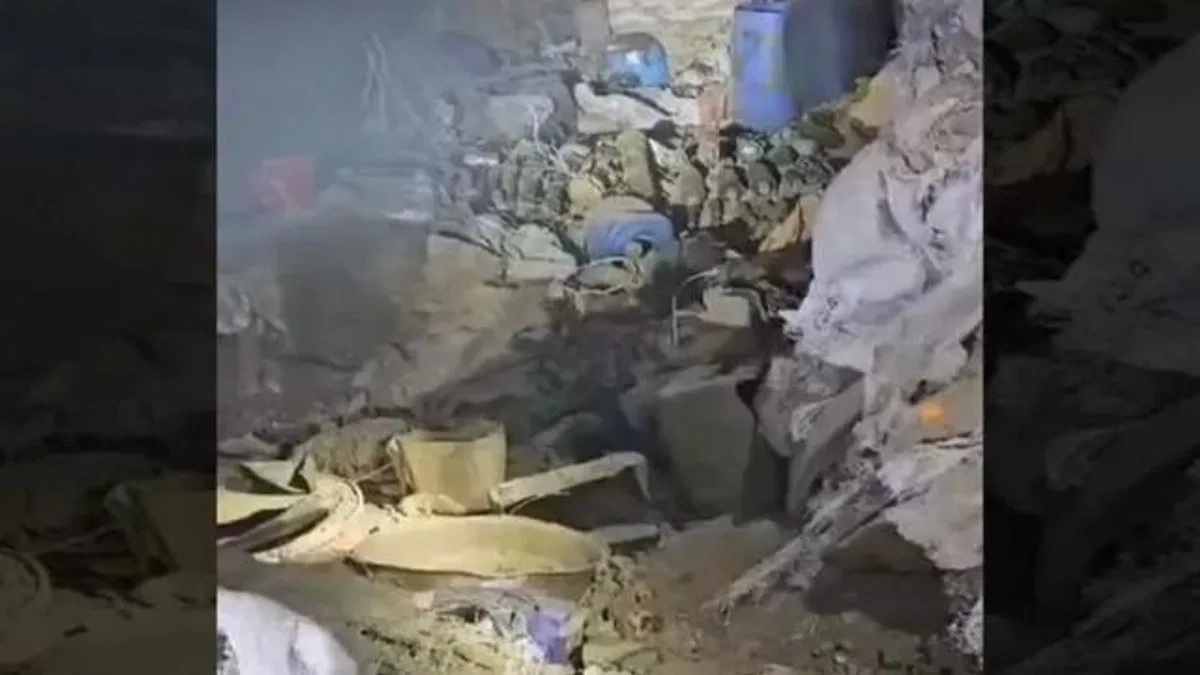 Pençe Kilit’te teröristlere ait bir mağara imha edildi
