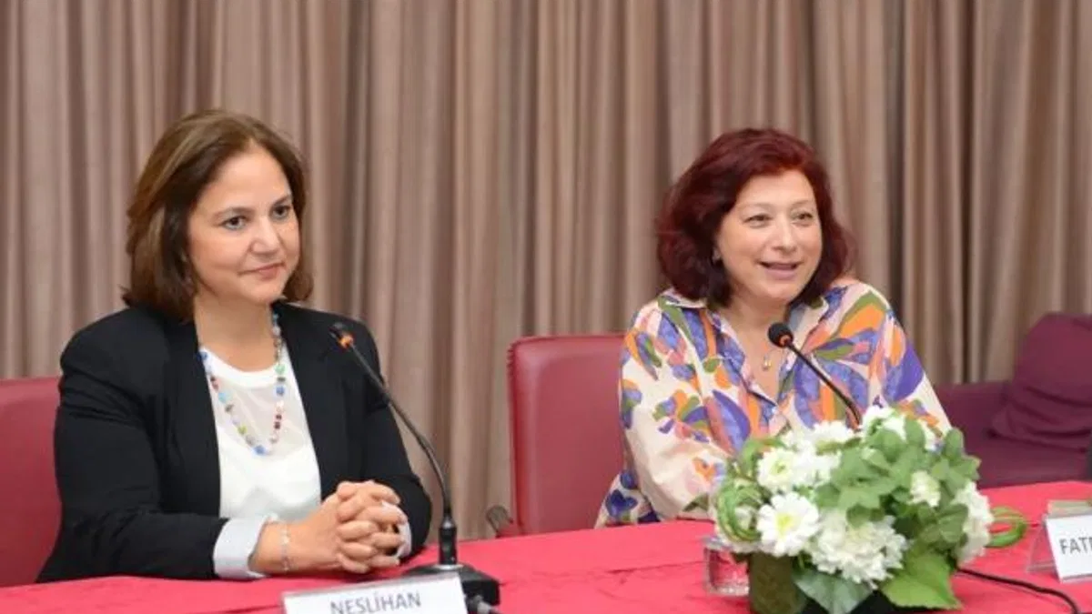 Ödüllü yazar Neslihan Önderoğlu Nilüfer’de okurlarıyla buluştu